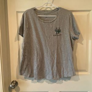 Old navy t shirt size XXL